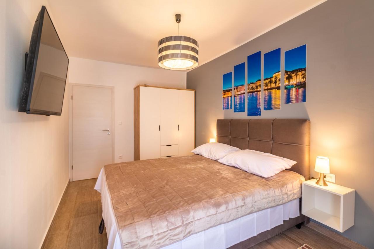 The One Apartment Сплит Екстериор снимка