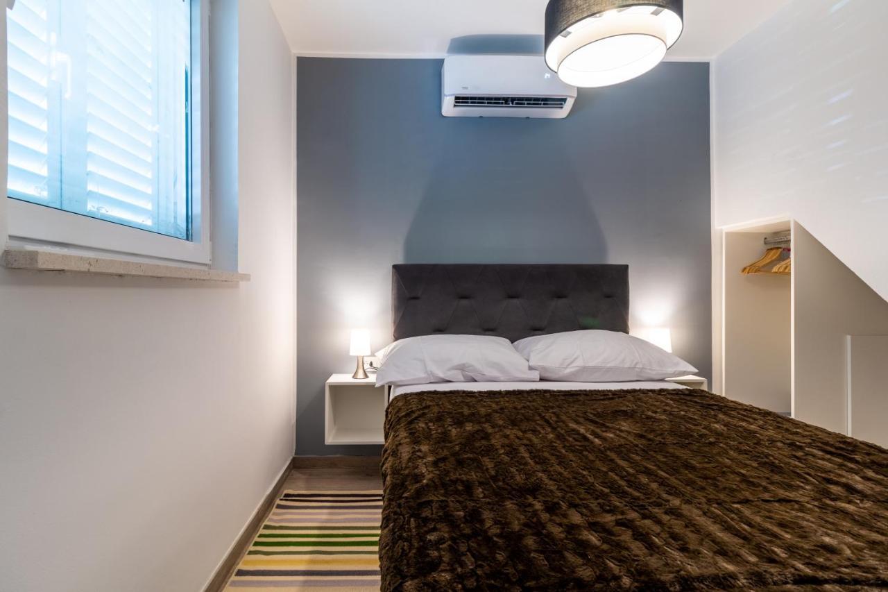 The One Apartment Сплит Екстериор снимка